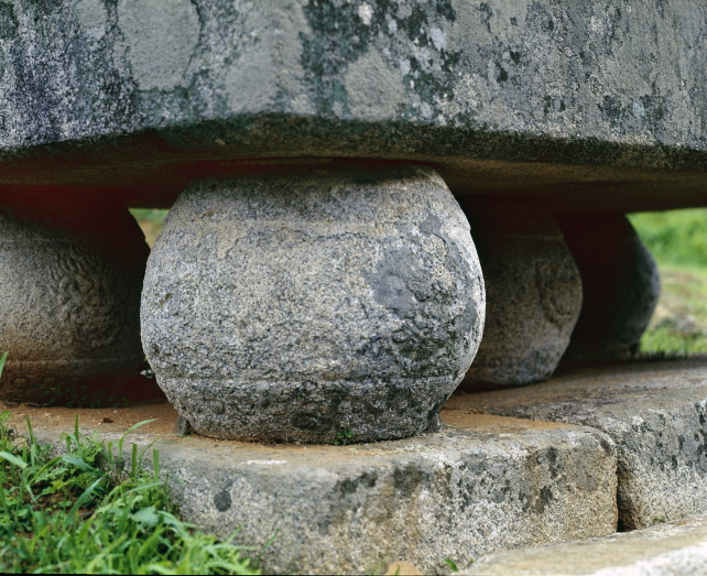 족석(고석)